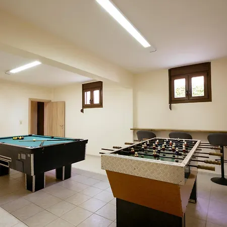 Villa Front Avra *
