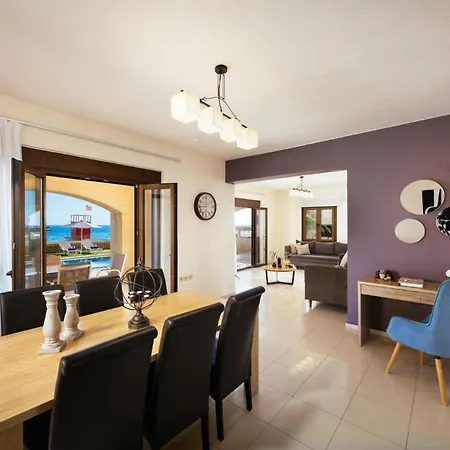 Front Avra Villa