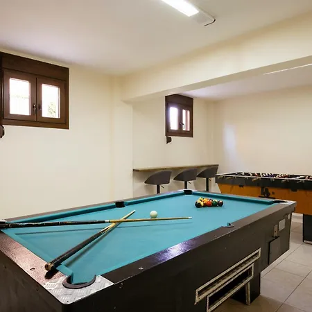 Willa Front Avra Retimno