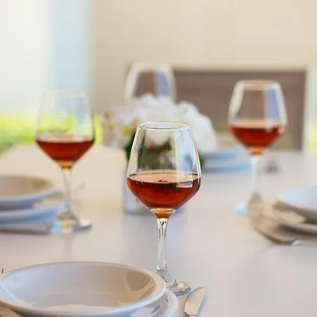 Front Avra * Retimno