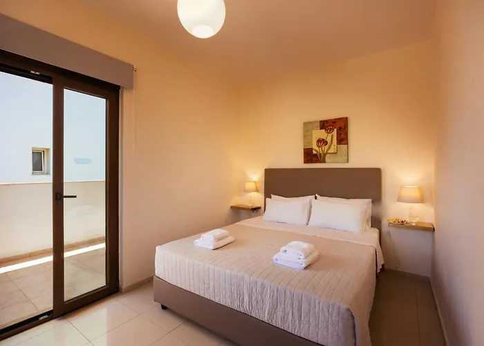 Willa Front Avra Retimno