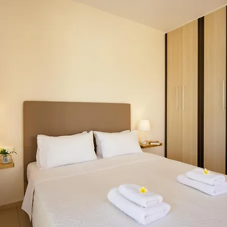 Front Avra Villa