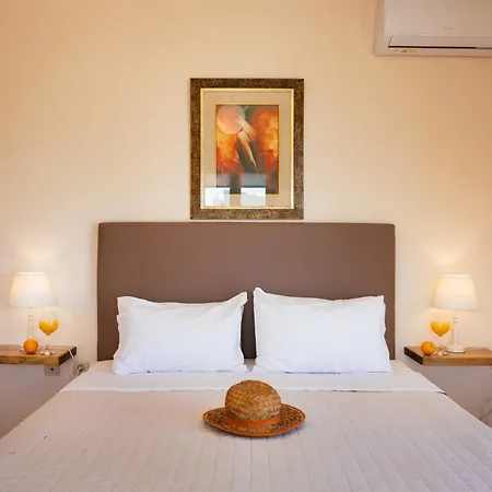 וילה Front Avra *