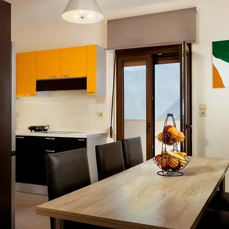 וילה Front Avra *