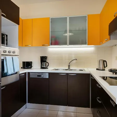 וילה Front Avra *